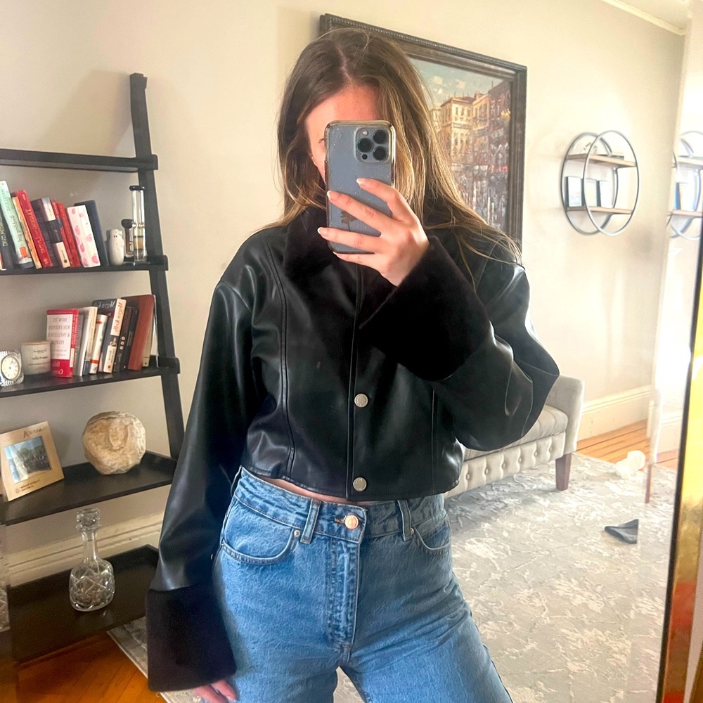 Leather jacket with fur